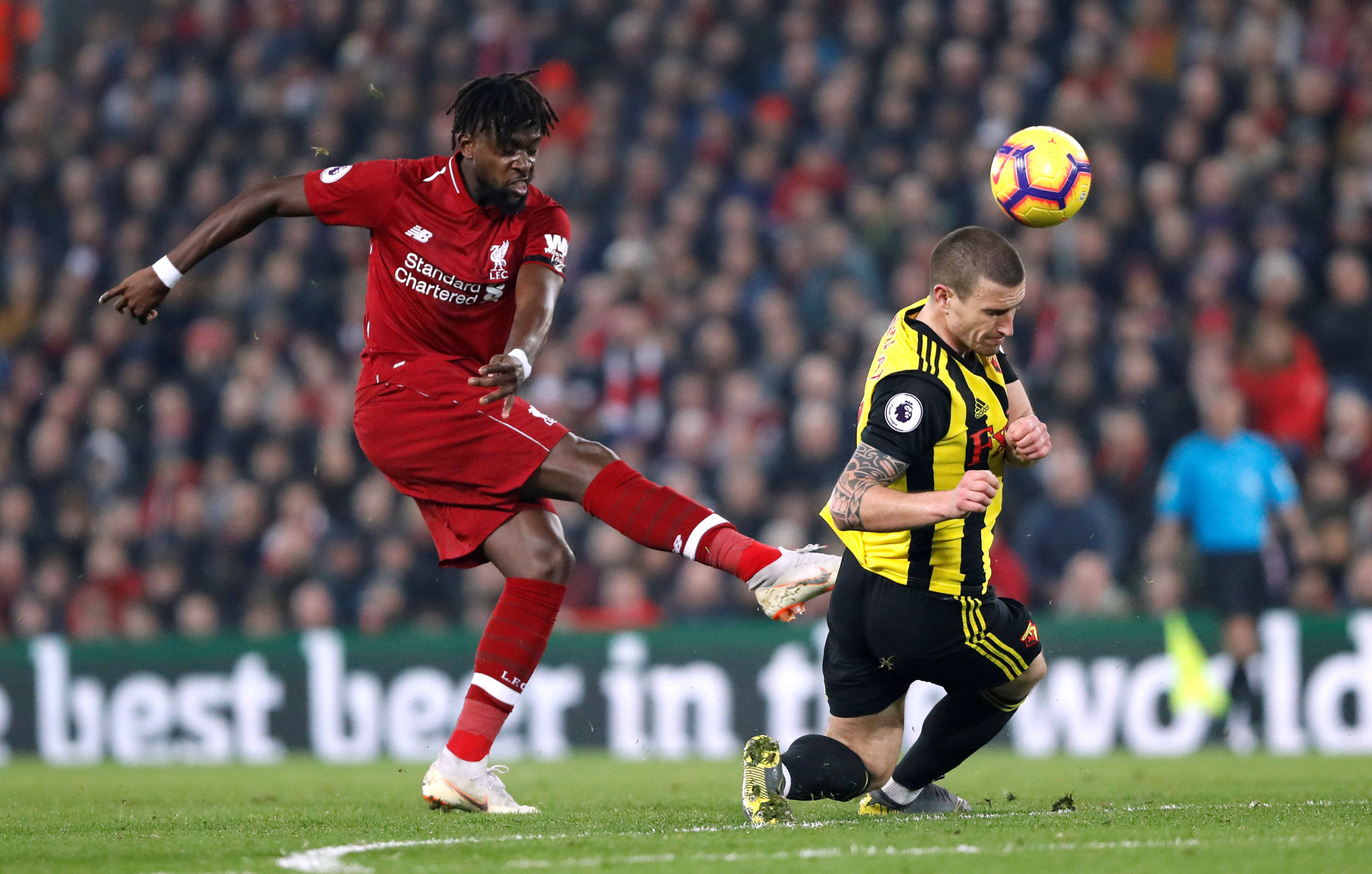 星空体育官网入口-利物浦主场大胜，展现出色战斗力(利物浦主场大胜,展现出色战斗力的球队)